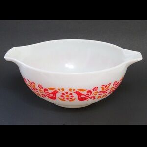 Pyrex Princess Mixing Bowl “Friendship” Pattern #443 EUC 2 1/2 Quart